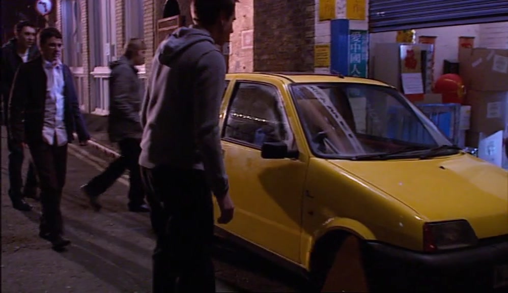 - HOW MUCH MONEY HAVE WE GOT BETWEEN US? - NO, YOU CHOSE TO PARK HERE. 