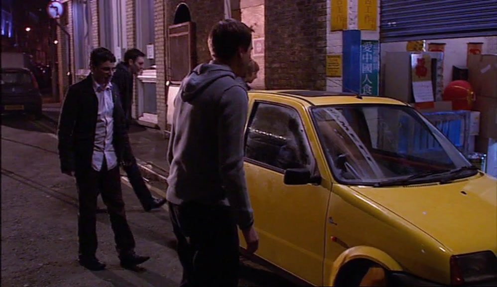 - HOW MUCH MONEY HAVE WE GOT BETWEEN US? - NO, YOU CHOSE TO PARK HERE. 