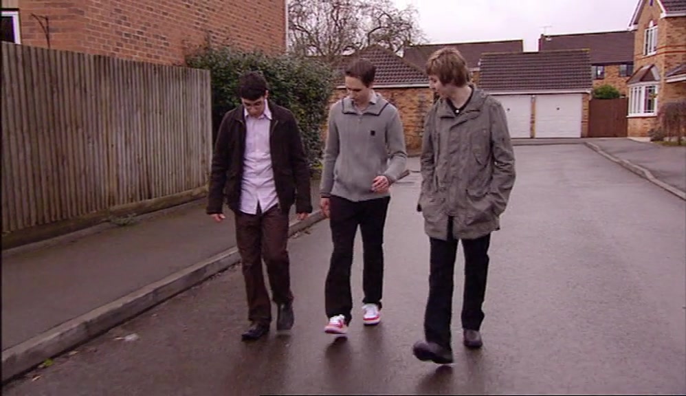 YOU'VE GOT FUCKING FLIPPERS ON! WHAT SIZE ARE THEY? 