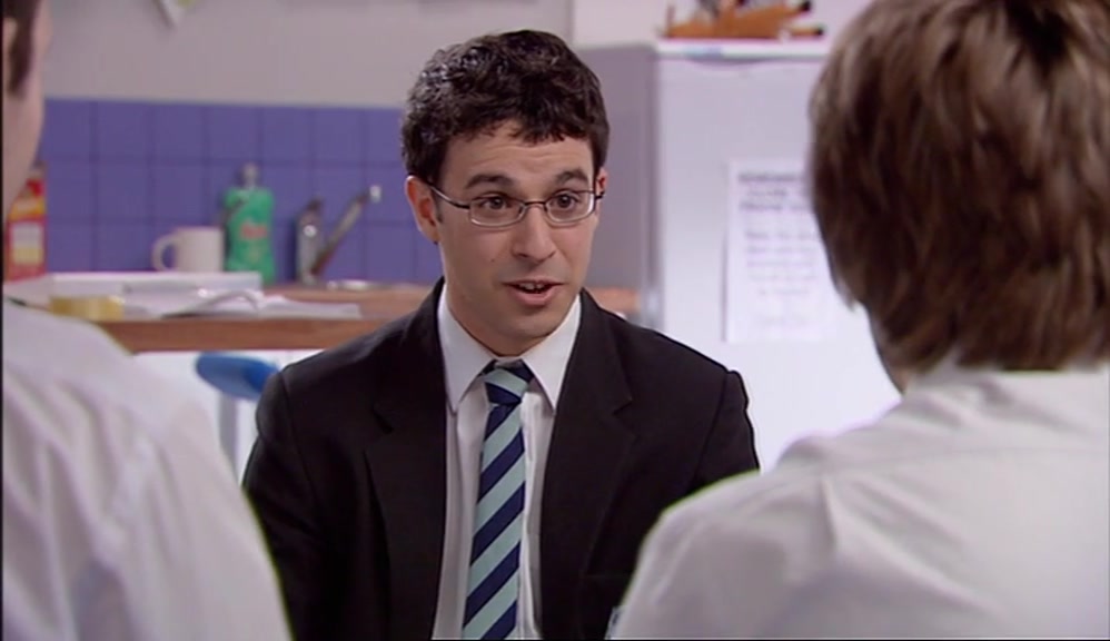 - SHOWED HER THE CROWN JEWELS? - SHE'D ALREADY SEEN THE CROWN JEWELS 