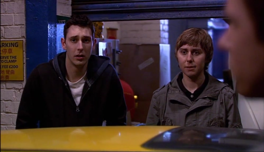 - I THINK YOU'LL HAVE TO CALL YOUR DAD. - IT'S ONE IN THE MORNING. 