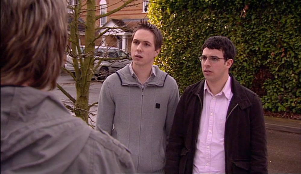 - DAVE'S STILL TRYING TO FIND ME ONE. - YOU SAID YOU COULD DRIVE US. 