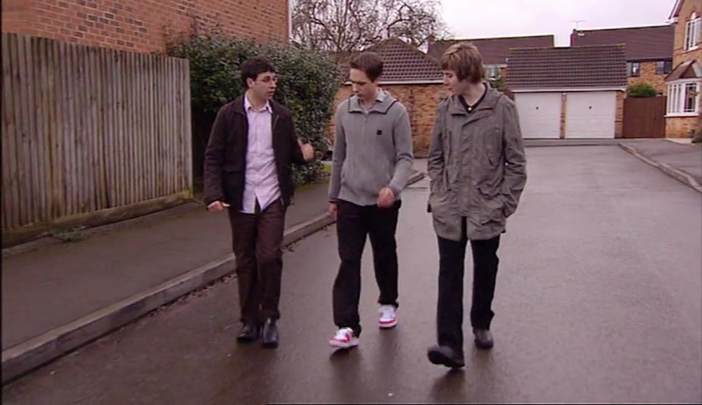 YOU'VE GOT FUCKING FLIPPERS ON! WHAT SIZE ARE THEY? 