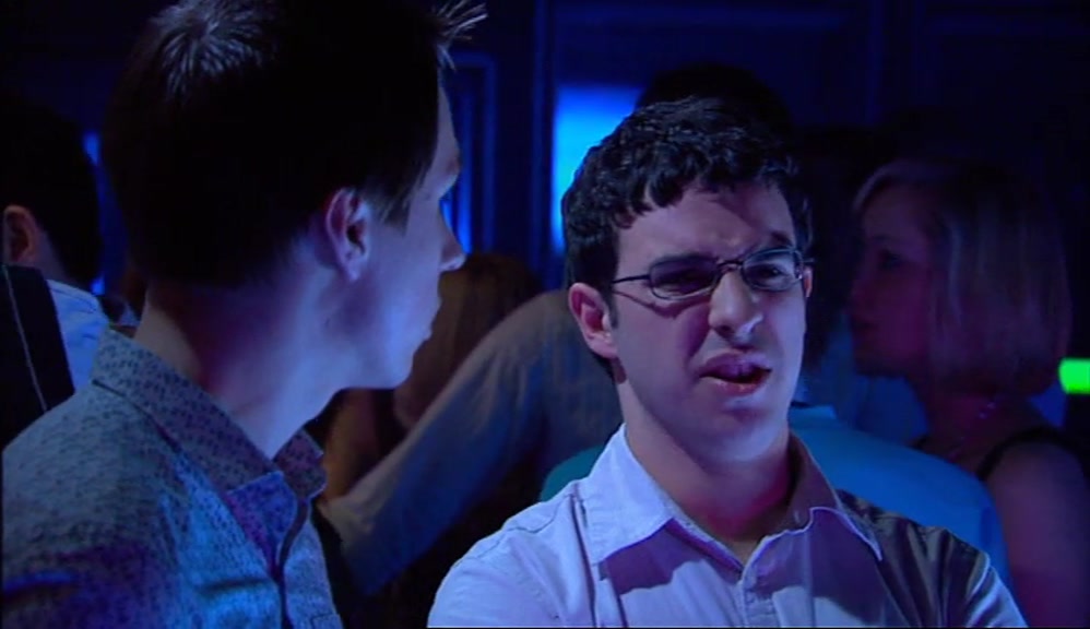 IT WAS GOING WELL, THEN SHE REALISED I'M A DICKHEAD AND SHE PULLED OTHER GUY. 