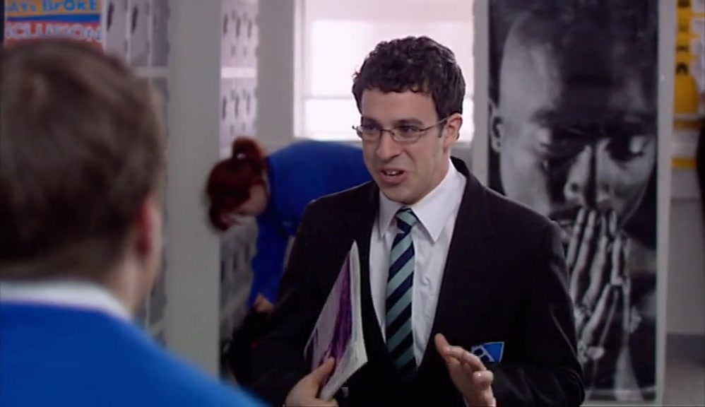 SCHOOL'S GIVING FREE BRIEFCASES TO SPECCY TWATS? 