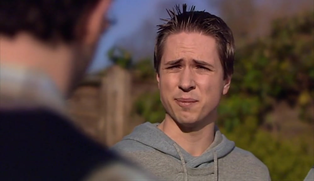 - WHILE THEY SORT STUFF OUT. - LIKE HER FACE? 