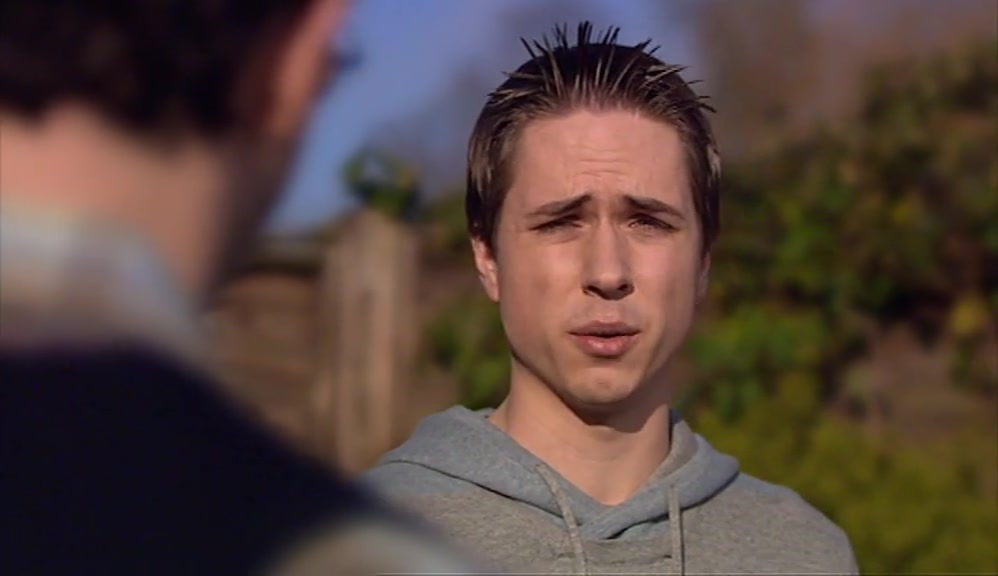 - WHILE THEY SORT STUFF OUT. - LIKE HER FACE? 