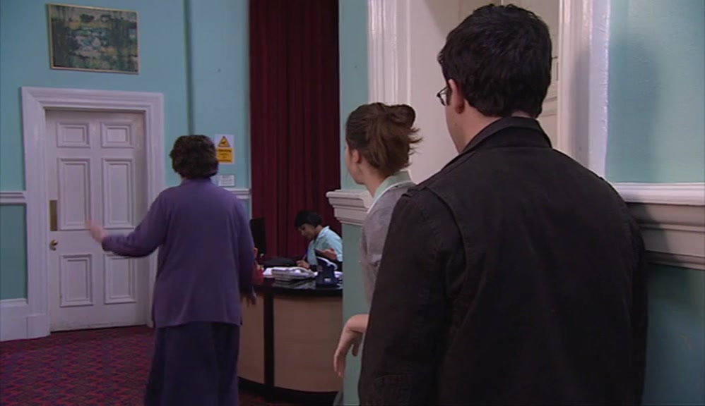 - SORRY, I WAS A BIT USELESS THERE. - IT JUST TAKES PRACTICE. 