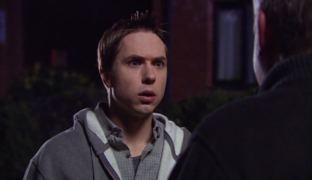 SO WHILE SIMON WAS STRUGGLING TO KEEP HIS MIXED GRILL DOWN, 