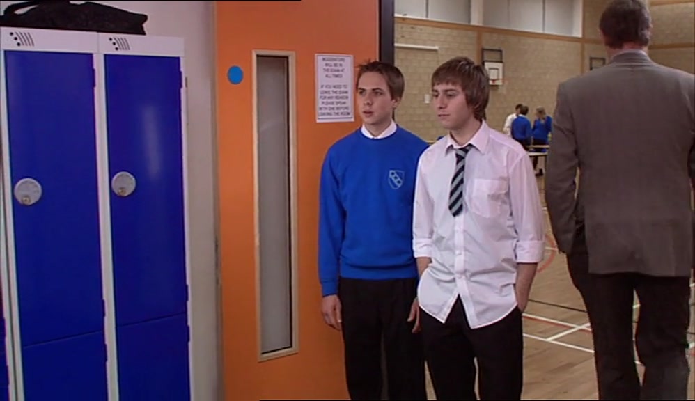 - FUCK ME, IT'S SHAUN OF THE DEAD. - YOU LOOK DREADFUL MATE, REALLY TIRED. 