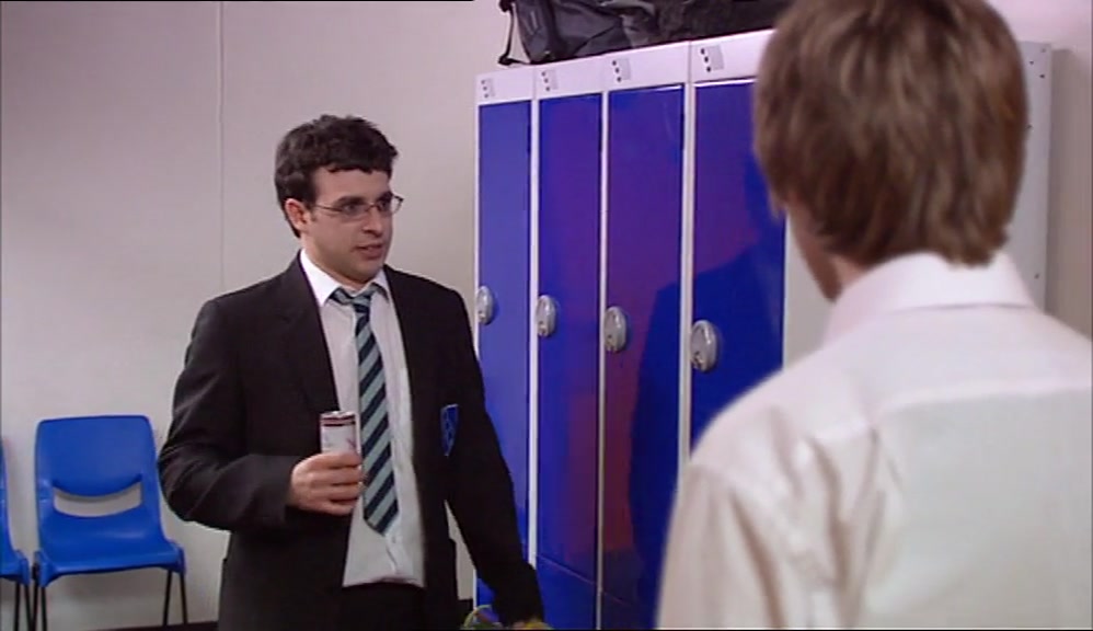 - FUCK ME, IT'S SHAUN OF THE DEAD. - YOU LOOK DREADFUL MATE, REALLY TIRED. 