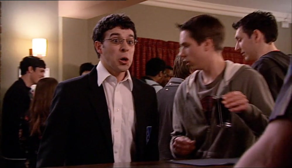 - HELLO. COULD I HAVE A PINT OF LAGER? - STELLA? 