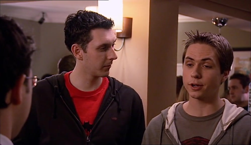 WHY DIDN'T YOU GO HOME AND CHANGE? PEOPLE WILL TAKE THE PISS, MATE. 