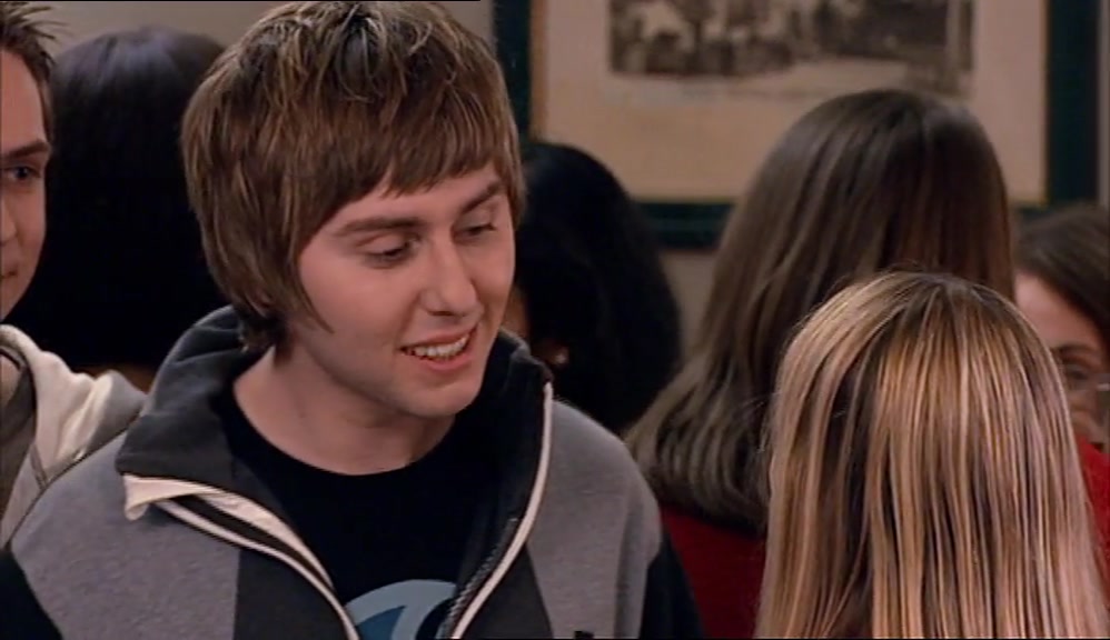 - DO YOU WANT A DRINK, BABES? - ACTUALLY, JAY, 