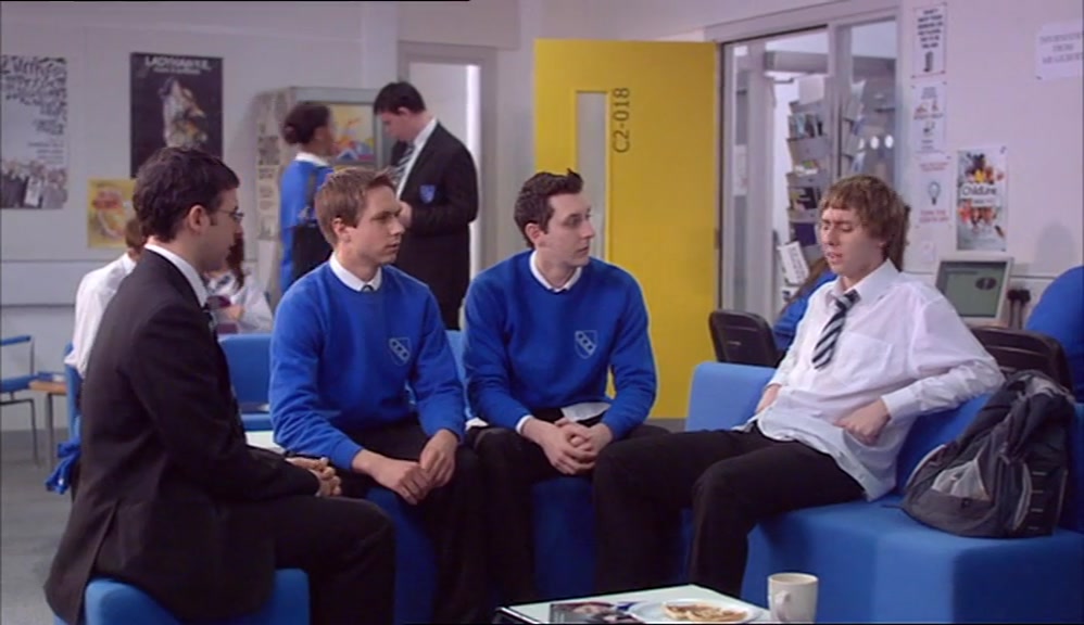 - AND HE USED TO STINK. I'M NOT GOING. - COME ON, JAY, THERE MIGHT BE SAUSAGE ROLLS. 