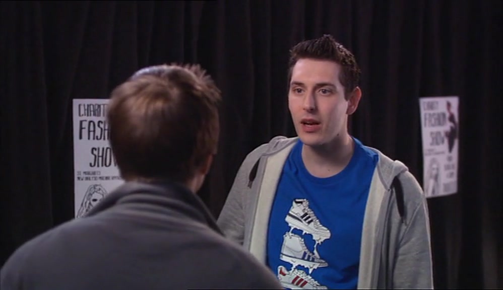 - WE CAN'T SEE THEM GETTING UNDRESSED. - FOR THAT EXACT REASON, NEIL. 