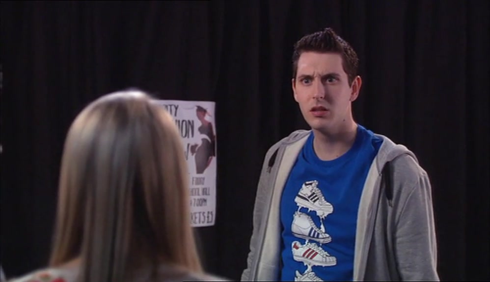 - DO YOU KNOW WHICH BOYS YOU'RE DRESSING? - BOYS? I THOUGHT I WAS DRESSING THE GIRLS? 