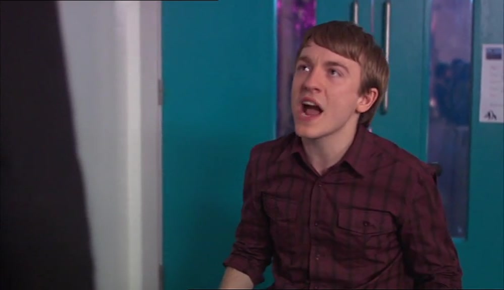AND I HAPPEN TO THINK YOU'RE A WANKER! 