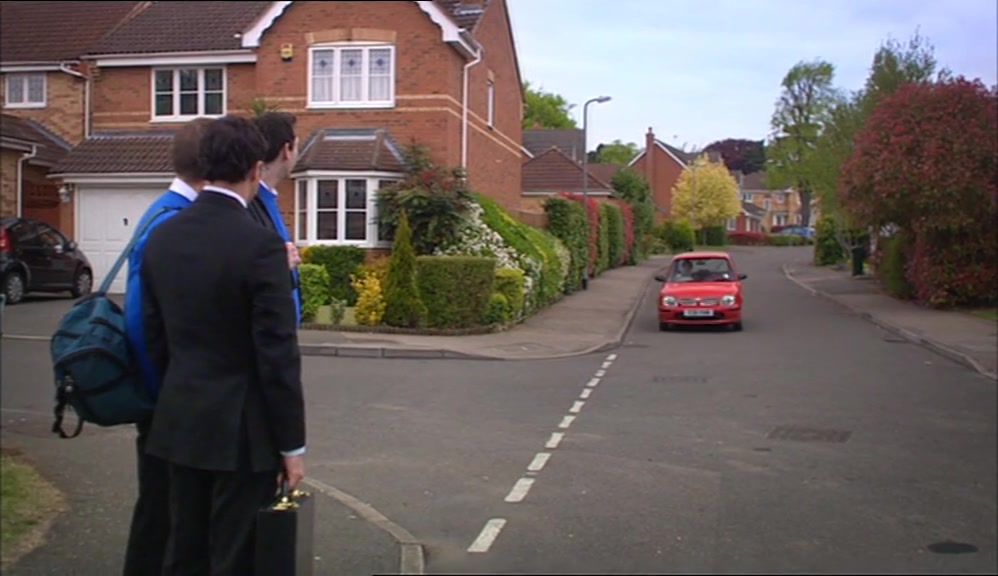 SIMON'S WAS MORE YELLOW, BUT JAY'S WAS MORE DANGEROUS. 