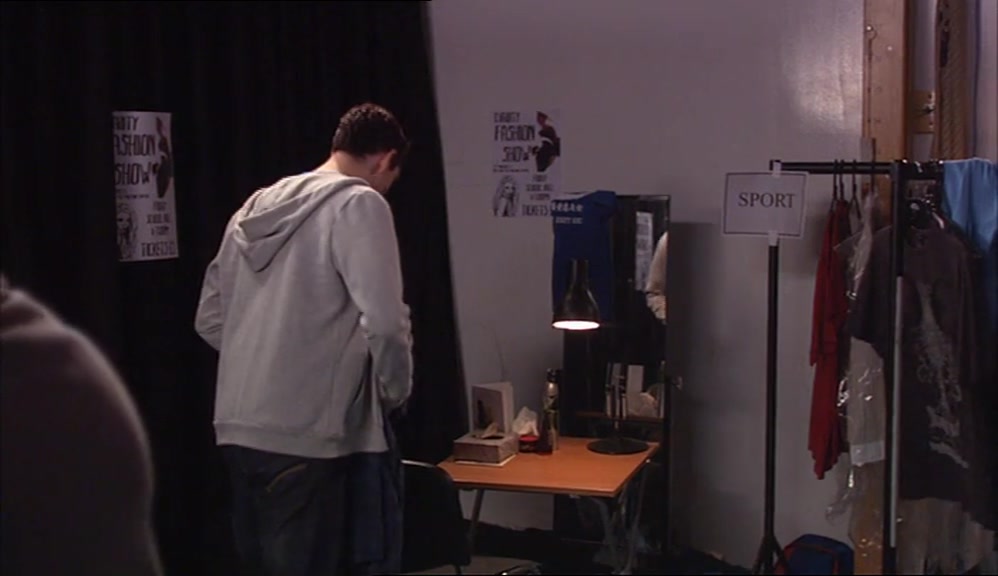 MEANWHILE, BACKSTAGE, NEIL WAS FINALLY EXPERIENCING SOME JOB SATISFACTION. 