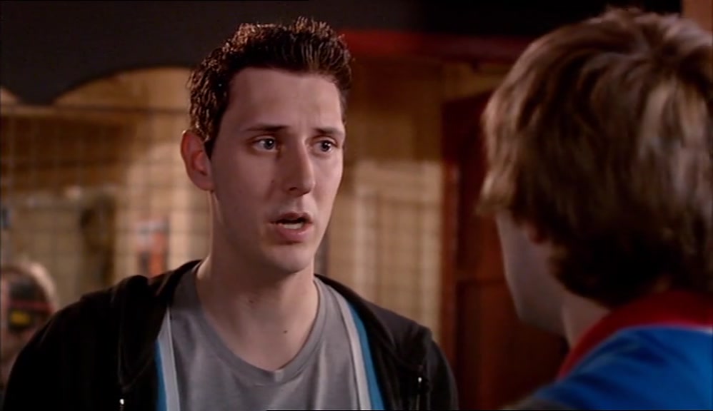 - THEY ALL LOVE A SLAP. - YOU'RE NOT BULLSHITTING ME, ARE YOU? 