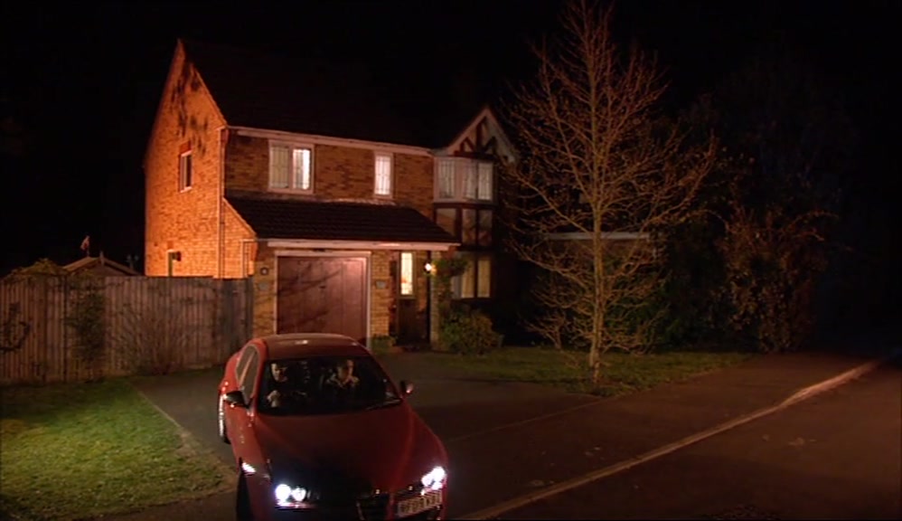 SIMON HEADED FOR HIS DATE WITH TARA. 