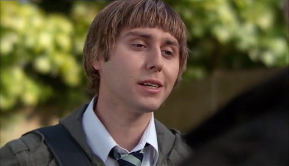 LOOK, I GO ROUND HIS, WE GET NICELY STONED LISTENING TO MUSIC, BIT OF REGGAE, 