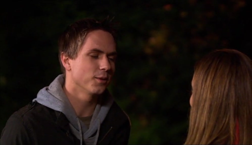- OH, NO, WHAT ARE THEY DOING? - THEY KNOW ABOUT ME, RIGHT? 