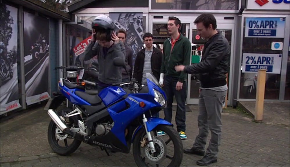 - THESE ARE THE GEARS, THESE ARE THE BRAKES. - AND THEY'RE FOR STOPPING, RIGHT? 