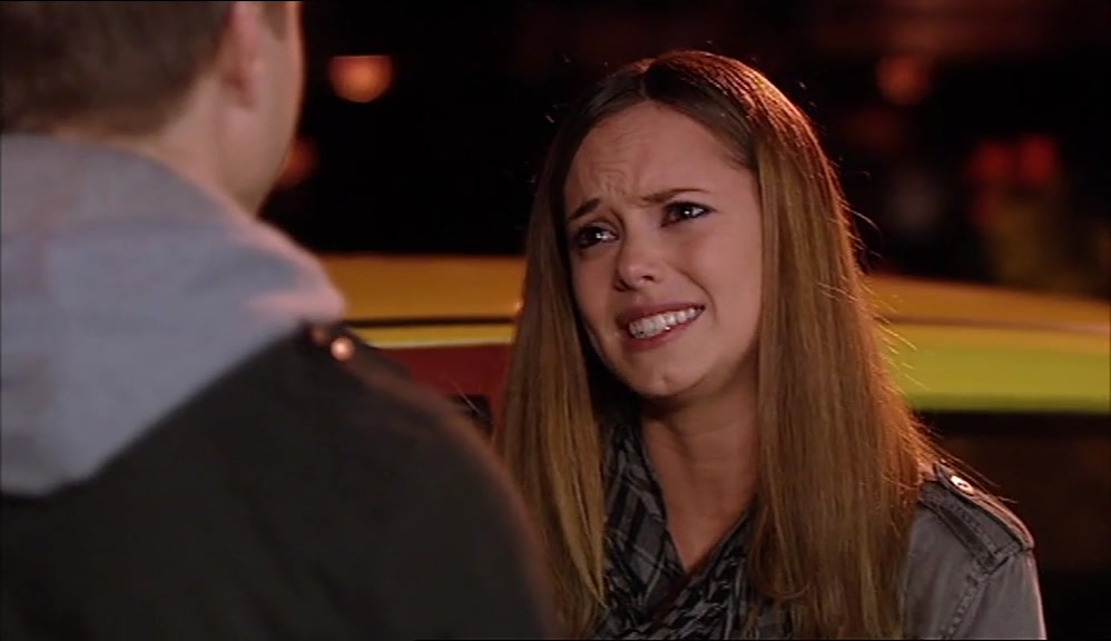 - YEAH, SORT OF. SHE'S QUITE TALL. - WHAT DO YOU MEAN? 