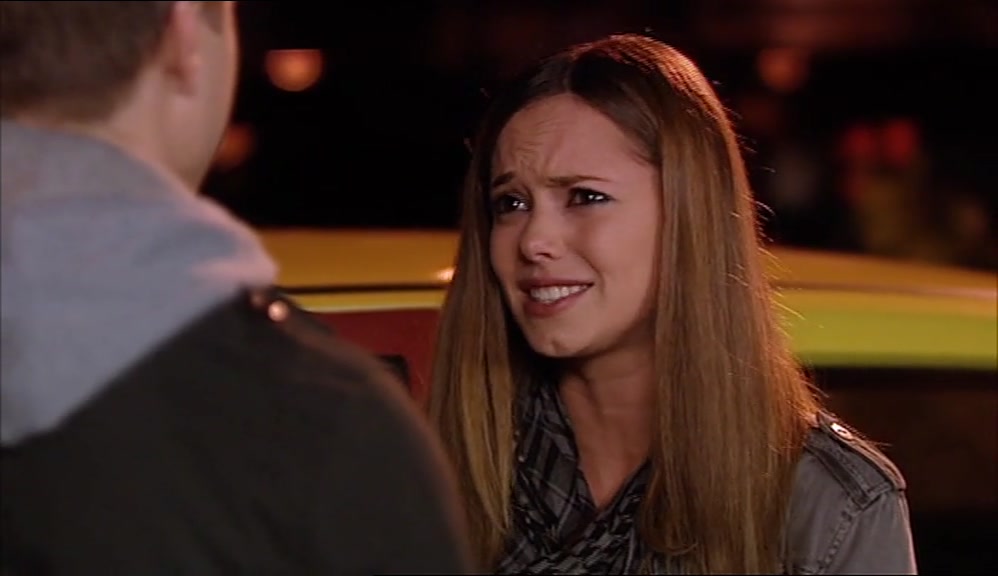 - YEAH, SORT OF. SHE'S QUITE TALL. - WHAT DO YOU MEAN? 