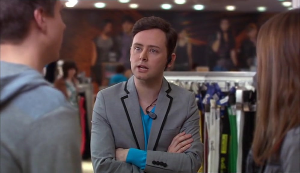 - THE BOW TIE IS AMAZING. - HE SHOULD TRY IT ON. 