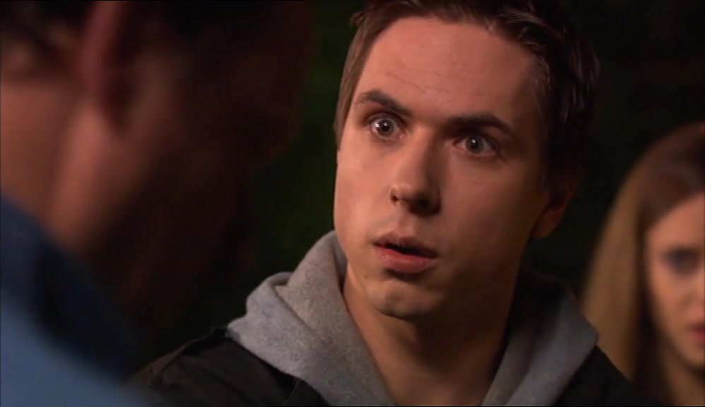 - IT JUST MAKES YOU LOOK DIRTY. - I'M NOT. 