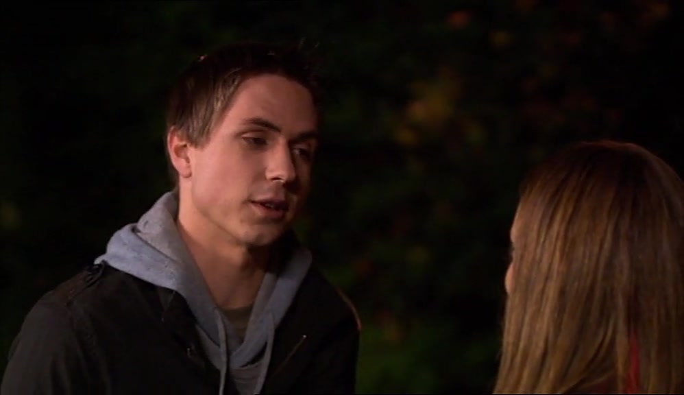 - OH, NO, WHAT ARE THEY DOING? - THEY KNOW ABOUT ME, RIGHT? 