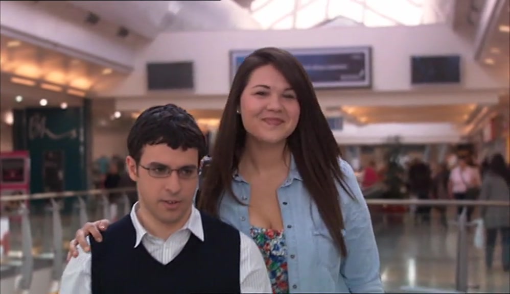 - THIS IS FUN. A FUN DOUBLE DATE. - WE'RE JUST SHOPPING. 