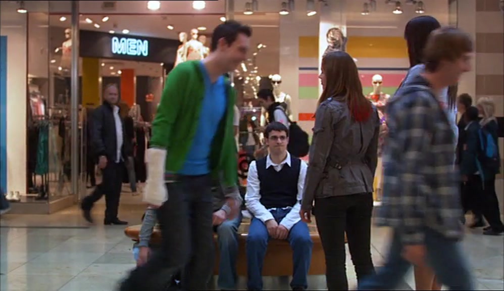 SIMON WOULD HAVE SET ME UP ON A BLIND DATE WITH A PLASTIC BAG FULL OF HIS OWN SHIT. 