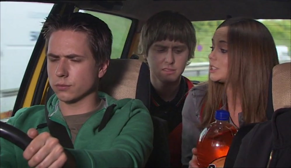 - I'M SURE MY SISTER WILL APPRECIATE IT. - I KNOW WHAT SHE WOULDN'T APPRECIATE... 