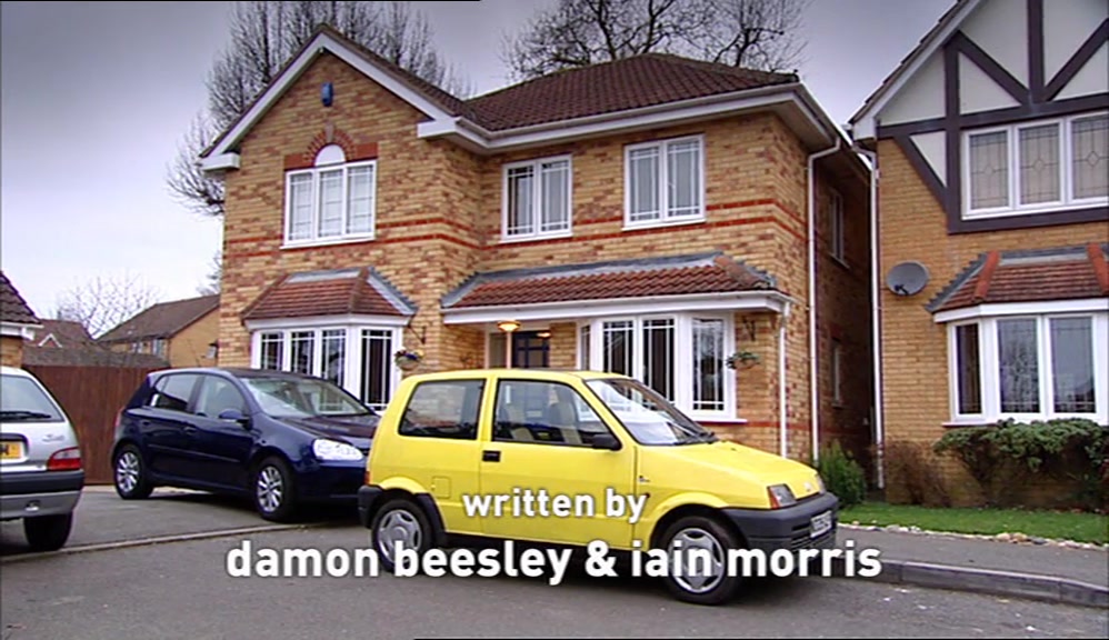 I'D NOT SEEN A LOT OF SIMON IN THE PAST FEW WEEKS, COS HE HAD A NEW HOBBY: 