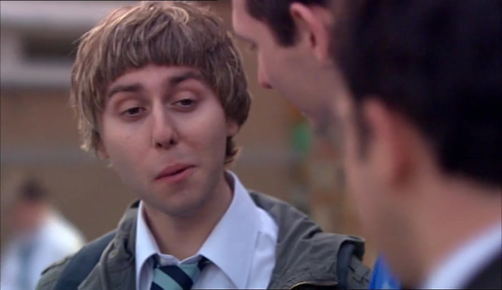 WHEN GILBERT FUCKS YOUR MUM. HE WILL CRUSH HER. 
