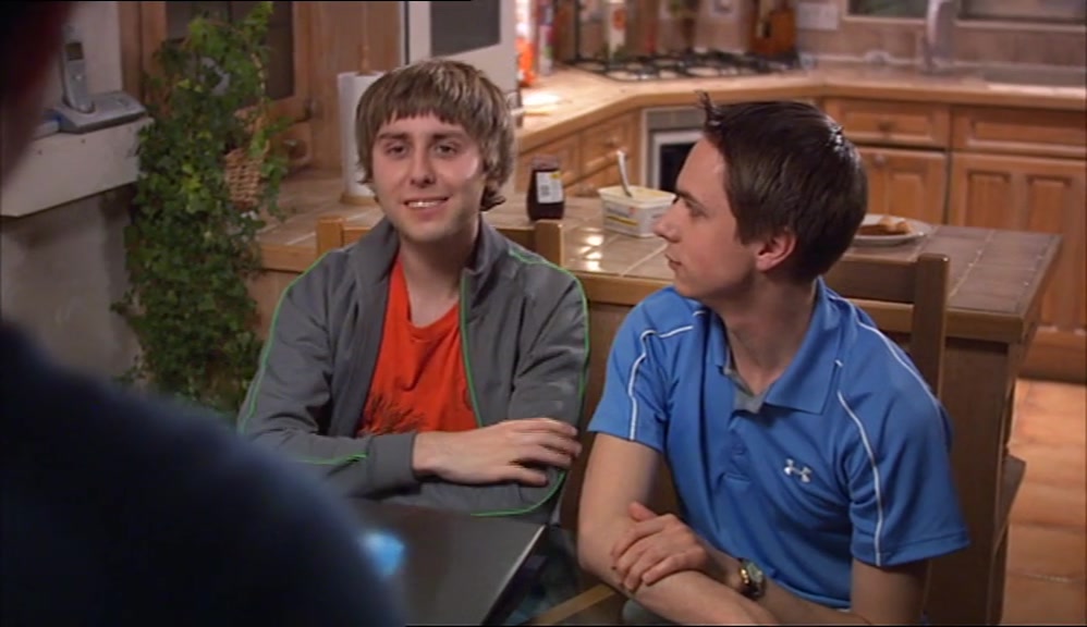 YOUR MUM LEFT HER CARD DETAILS ON A POST-IT ON THE LAPTOP. 