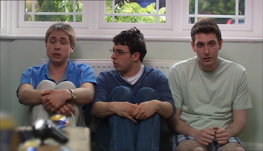 - I THINK THIS GUY MIGHT KILL YOU FIRST. - I KNOW YOUR MUM. 