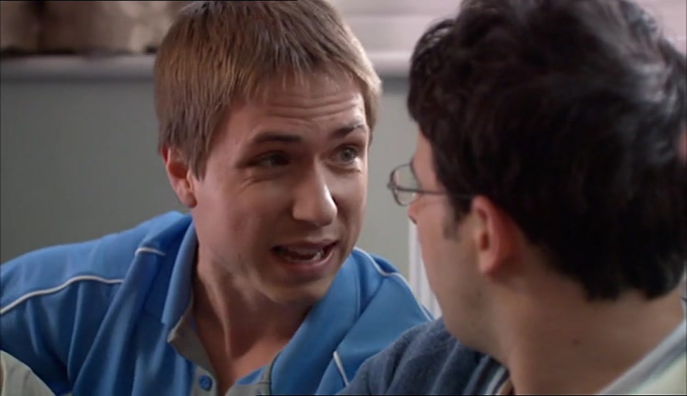 - HIT ME REALLY HARD? - HE WON'T DO THAT. HE WON'T. PLEASE, MATE. 