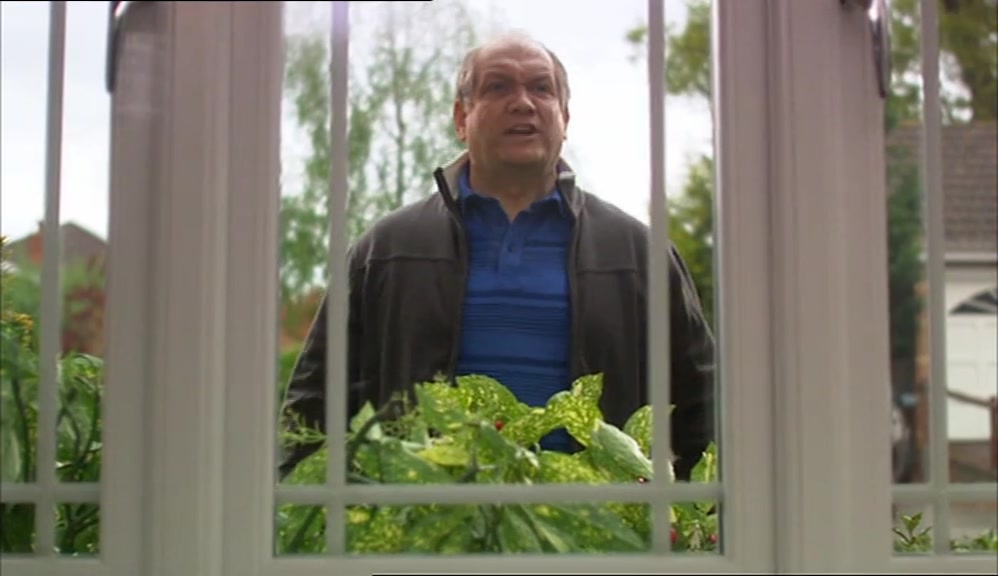 I KNOW YOU'RE IN THERE. I SAW YOUR MATE. 