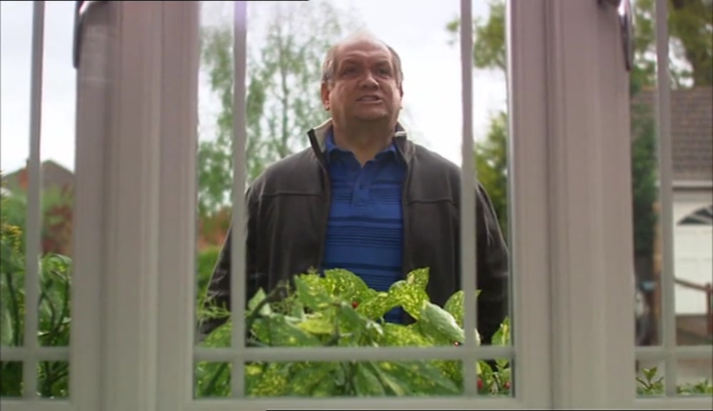 I KNOW YOU'RE IN THERE. I SAW YOUR MATE. 