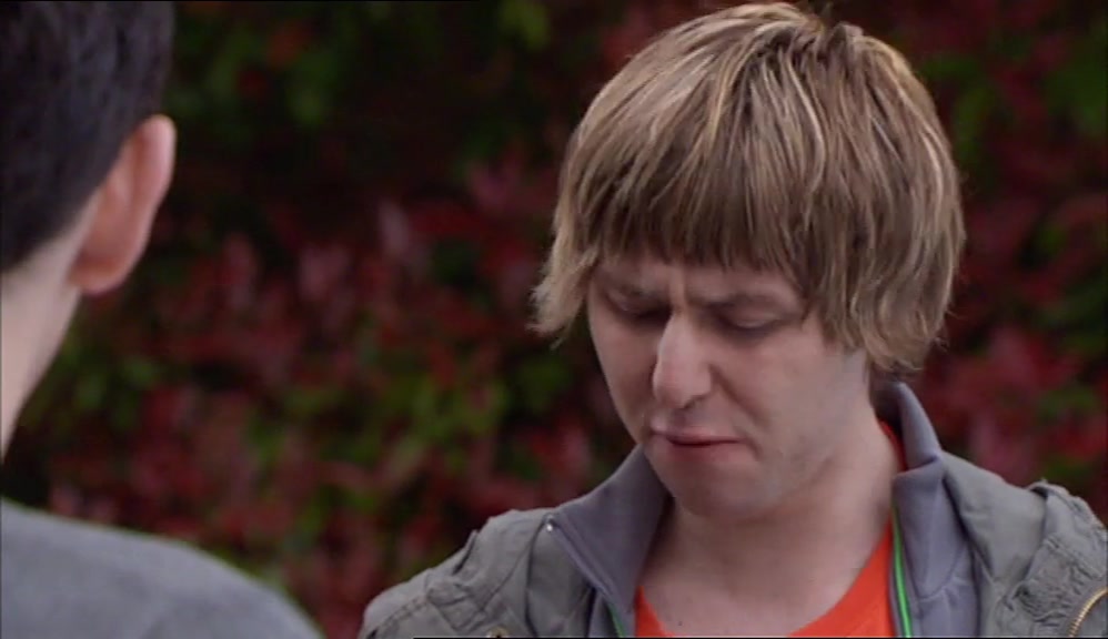 I DON'T THINK IT WAS TRYING TO MAKE YOU LOOK A MUG, JAY. 