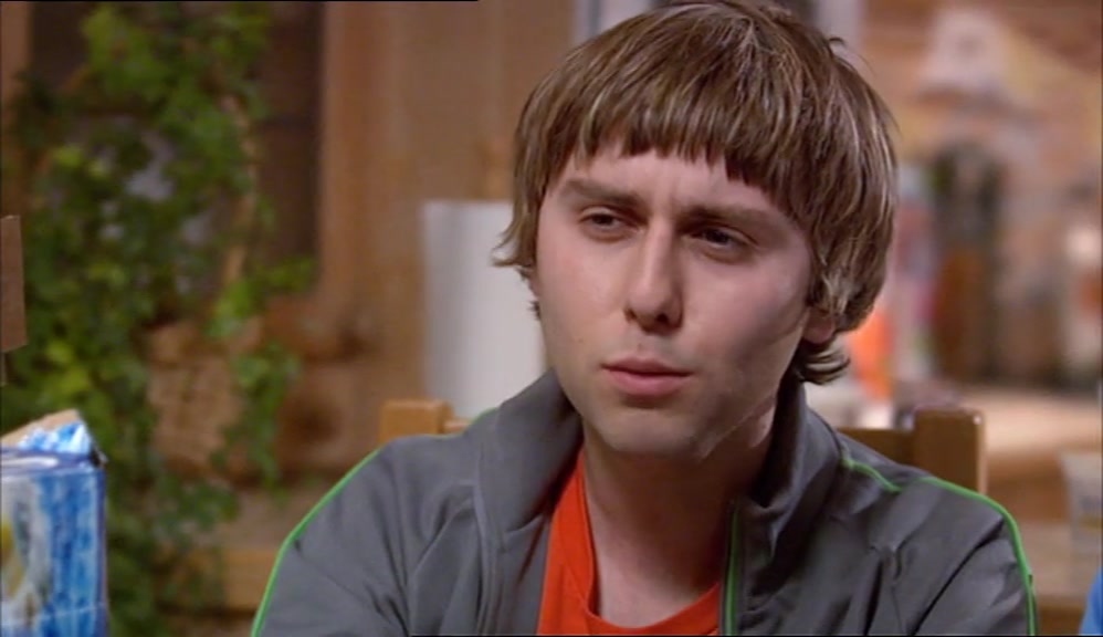 - YOUR DAD? - NO, THE DOG. 