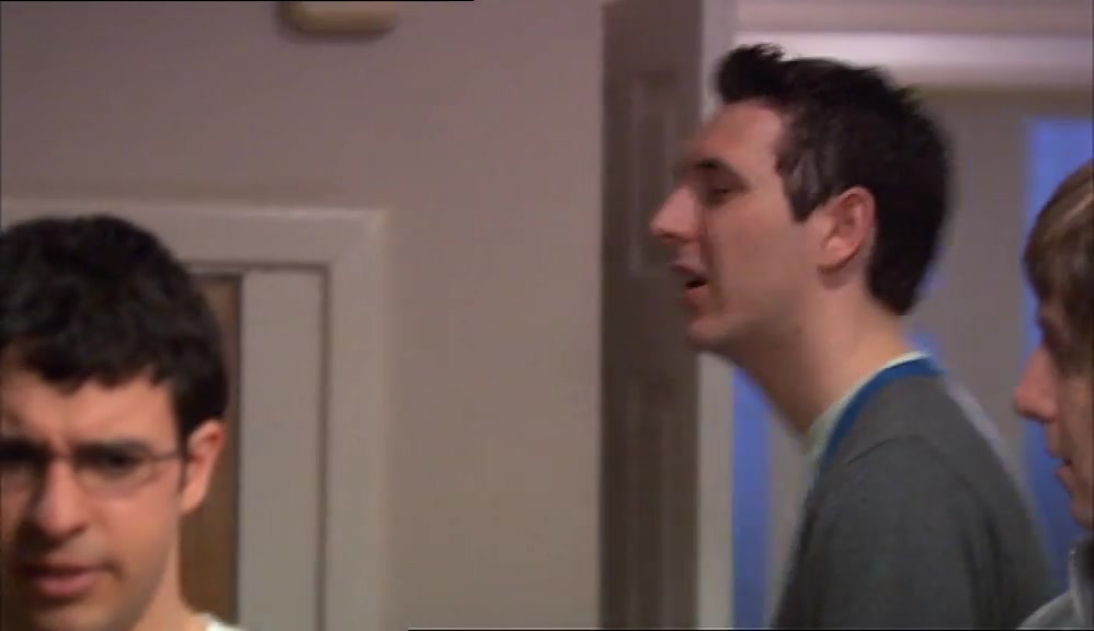 POP ONE IN FOR US, SI. I'M JUST GOING TO SHIT OUT A POO, YEAH? 