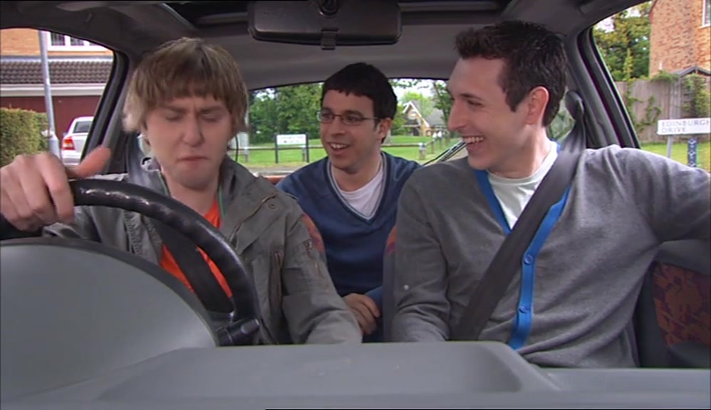 OH, MY GOD, HE'S JUMPED OUT THE WAY. HE'S MADE YOU LOOK A RIGHT MUG! 