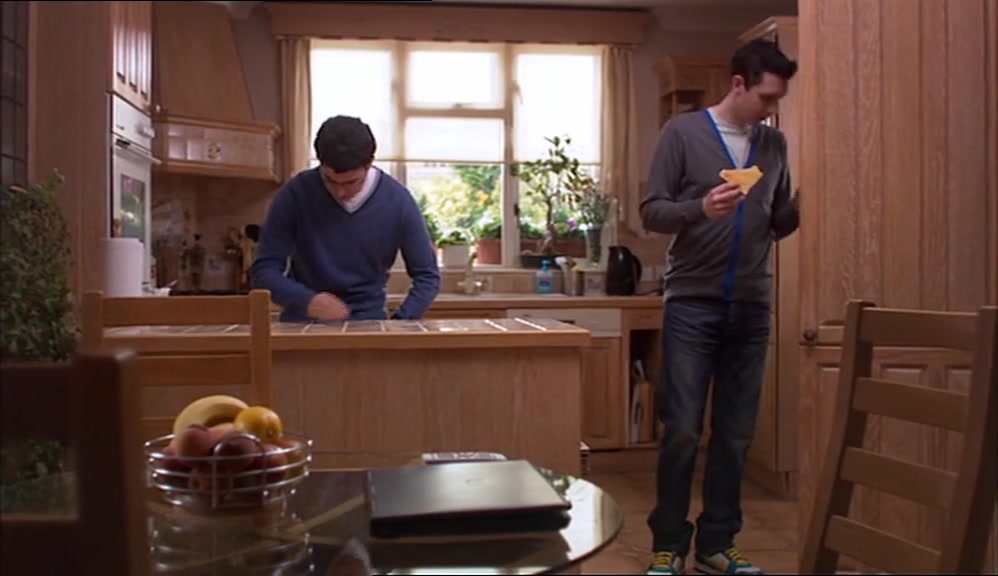 - DO YOU EAT THIS MUCH TOAST AT HOME? - WILL, WHAT'S THIS PESTO? IS IT FOR HUMANS? 