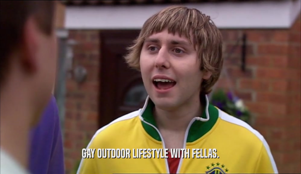 GAY OUTDOOR LIFESTYLE WITH FELLAS.  